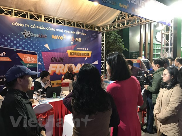 Inauguran en Hanoi Semana de Experiencia de Comercio Electrónico y Tecnología Digital ảnh 1 Inauguran en Hanoi Semana de Experiencia de Comercio Electrónico y Tecnología Digital ảnh 1