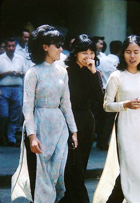 Honran belleza de Ao Dai, traje tradicional de mujeres vietnamitas ảnh 3 Honran belleza de Ao Dai, traje tradicional de mujeres vietnamitas ảnh 3