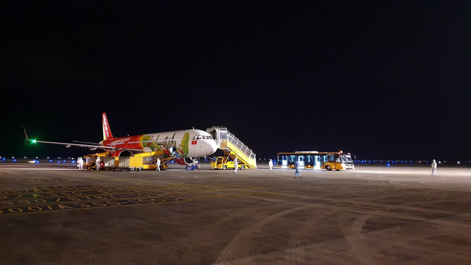 COVID-19: Aeropuerto vietnamita de Van Don reanuda vuelos internacionales ảnh 1 COVID-19: Aeropuerto vietnamita de Van Don reanuda vuelos internacionales ảnh 1