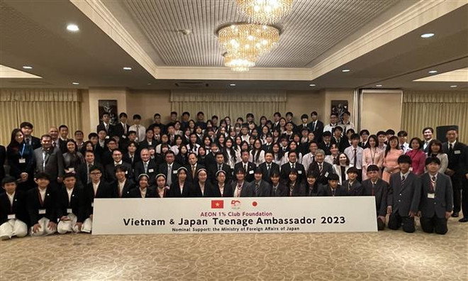 Estudiantes vietnamitas y japoneses realizan intercambio en Tokio ảnh 1 Estudiantes vietnamitas y japoneses realizan intercambio en Tokio ảnh 1