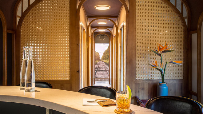 Reabrirán servicio de viaje ferroviario turístico de lujo en Vietnam ảnh 1 Reabrirán servicio de viaje ferroviario turístico de lujo en Vietnam ảnh 1