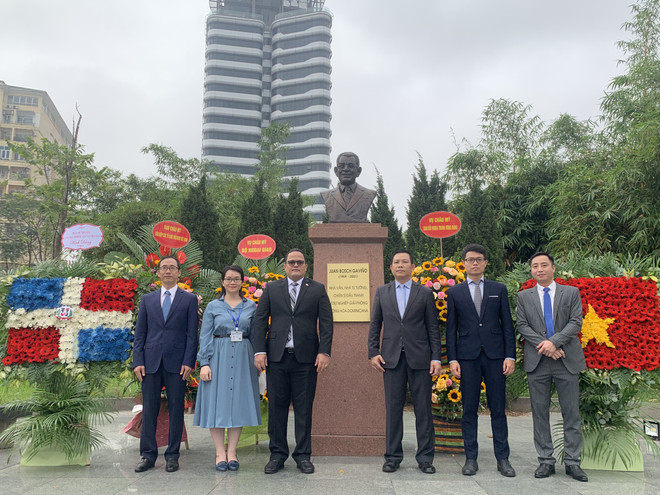Elogia embajador dominicano legado del Presidente Ho Chi Minh ảnh 4 Elogia embajador dominicano legado del Presidente Ho Chi Minh ảnh 4