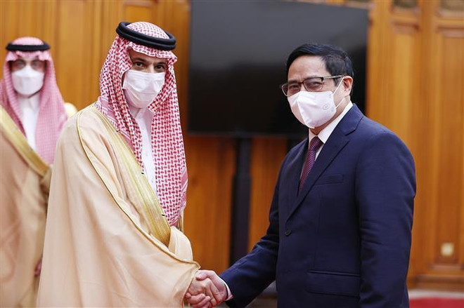 Vietnam saluda inversiones de fondos de inversión de Arabia Saudita, dice premier ảnh 2