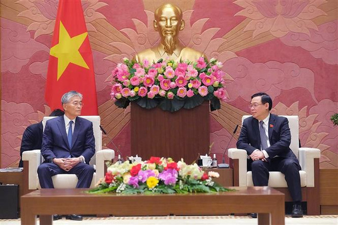 Titular del Legislativo vietnamita recibe al presidente del grupo japonés Erex ảnh 1 Titular del Legislativo vietnamita recibe al presidente del grupo japonés Erex ảnh 1