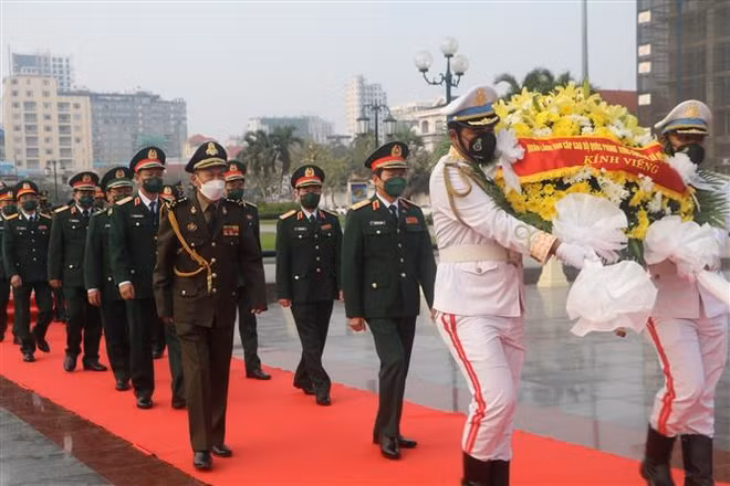 Vietnam y Camboya refuerzan cooperación en la defensa ảnh 2