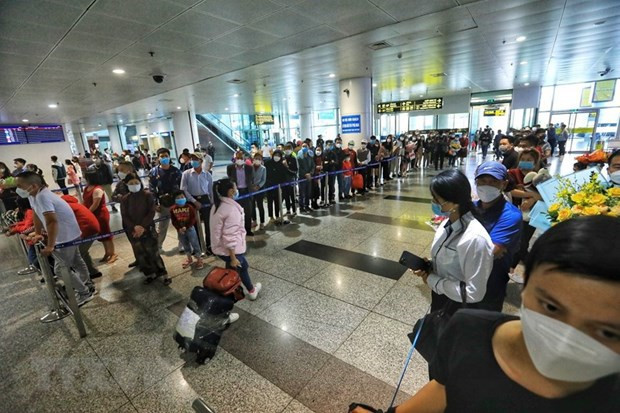 Repatrian a 600 ciudadanos vietnamitas evacuados en Ucrania ảnh 1 Repatrian a 600 ciudadanos vietnamitas evacuados en Ucrania ảnh 1