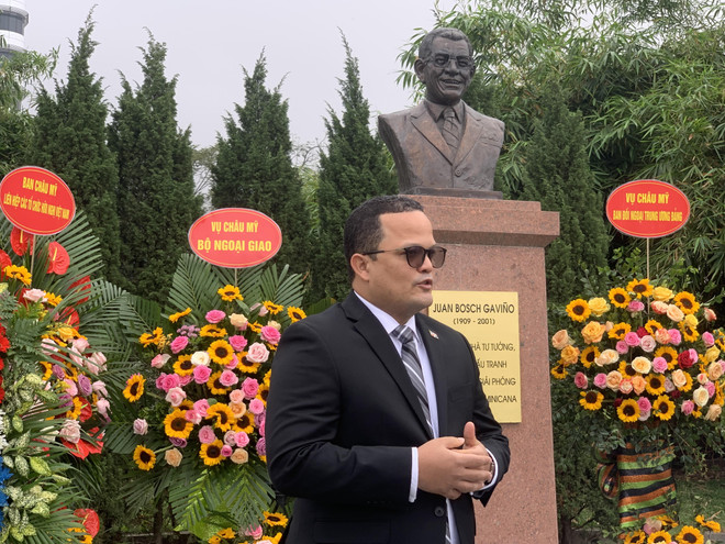 Elogia embajador dominicano legado del Presidente Ho Chi Minh ảnh 2 Elogia embajador dominicano legado del Presidente Ho Chi Minh ảnh 2