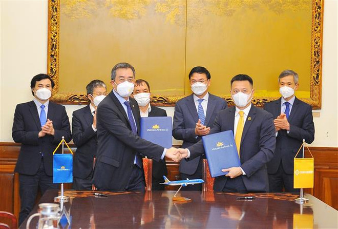 Sun Group y Vietnam Airlines se unen para traer vietnamitas a casa desde Ucrania ảnh 2 Sun Group y Vietnam Airlines se unen para traer vietnamitas a casa desde Ucrania ảnh 2