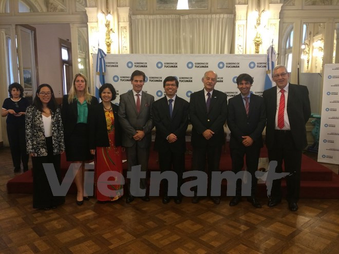 Vietnam promueve intercambio comercial en Argentina ảnh 1 Vietnam promueve intercambio comercial en Argentina ảnh 1