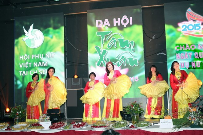 Presentan cultura vietnamita en Festival Multiétnico en República Checa ảnh 1
