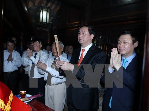 Presidente vietnamita inaugura Festival tradicional de Truong Yen ảnh 1 Presidente vietnamita inaugura Festival tradicional de Truong Yen ảnh 1