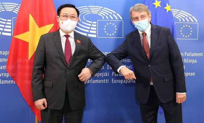 Presidente de la Asamblea Nacional de Vietnam se reúne con titular del Parlamento Europeo ảnh 1 Presidente de la Asamblea Nacional de Vietnam se reúne con titular del Parlamento Europeo ảnh 1