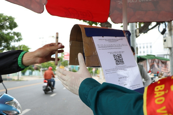 Instalan en Ciudad Ho Chi Minh 100 cámaras para control de COVID-19 ảnh 1