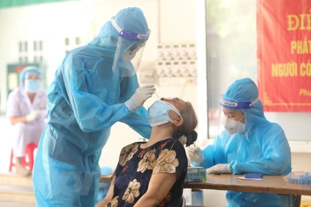 Vietnam reporta más de 13 mil nuevos casos de COVID-19 ảnh 1 Vietnam reporta más de 13 mil nuevos casos de COVID-19 ảnh 1