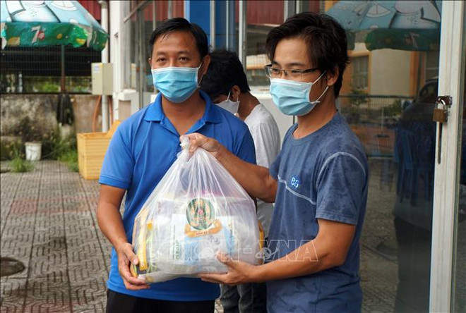 Apoyan a estudiantes camboyanos afectados por COVID-19 en ciudad vietnamita ảnh 1 Apoyan a estudiantes camboyanos afectados por COVID-19 en ciudad vietnamita ảnh 1