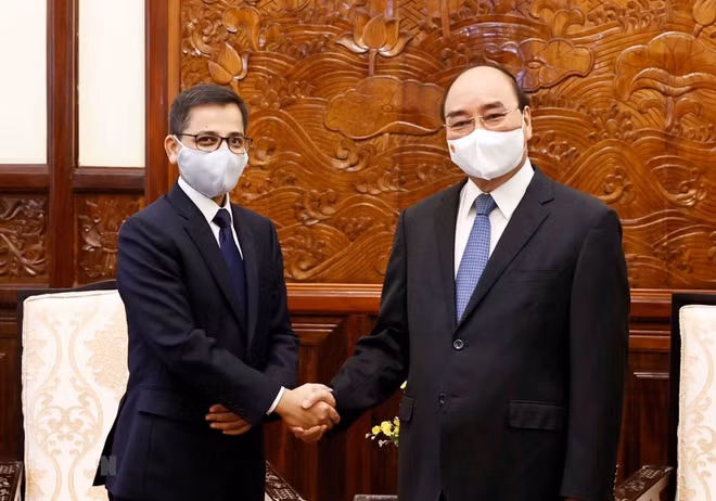 Presidente de Vietnam recibe al embajador indio ảnh 1