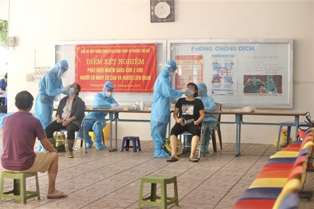 Número de casos del COVID-19 en Vietnam se reduce por segundo día consecutivo ảnh 1 Número de casos del COVID-19 en Vietnam se reduce por segundo día consecutivo ảnh 1