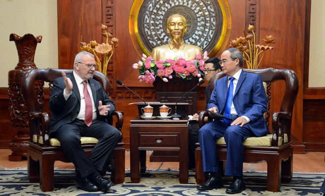 Promueven cooperación entre Vietnam y Estados Unidos en inversión y educación ảnh 1 Promueven cooperación entre Vietnam y Estados Unidos en inversión y educación ảnh 1