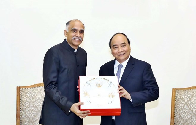 Recibe primer ministro vietnamita al embajador de la India ảnh 1 Recibe primer ministro vietnamita al embajador de la India ảnh 1