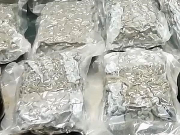 Desarticulan redes de traficantes de metanfetamina en Vietnam ảnh 1 Desarticulan redes de traficantes de metanfetamina en Vietnam ảnh 1