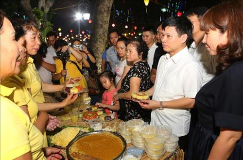 Promueven en Hanoi artes culinarias tradicionales ảnh 1