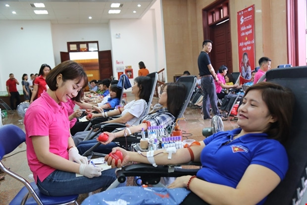 Celebra provincia vietnamita de Lai Chau programa de donación de sangre ảnh 1