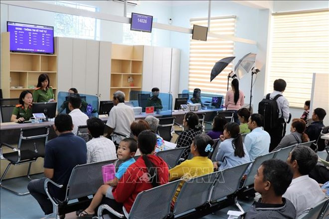 Insta el Partido Comunista de Vietnam a supervisar estrictamente la lucha contra la corrupción ảnh 1 Insta el Partido Comunista de Vietnam a supervisar estrictamente la lucha contra la corrupción ảnh 1