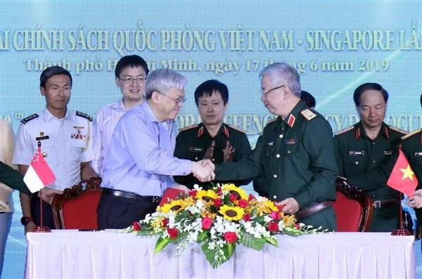 Realizan en Ciudad Ho Chi Minh diálogo de políticas de defensa Vietnam-Singapur ảnh 1 Realizan en Ciudad Ho Chi Minh diálogo de políticas de defensa Vietnam-Singapur ảnh 1