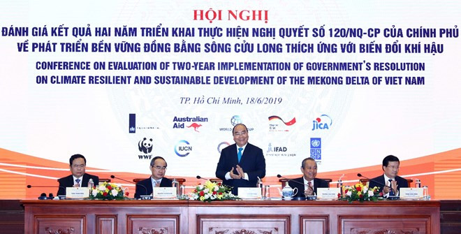 Premier vietnamita insta a adaptar al cambio climático en Delta del Mekong ảnh 1 Premier vietnamita insta a adaptar al cambio climático en Delta del Mekong ảnh 1