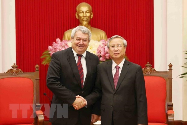 Vietnam y República checa robustecen relaciones partidistas ảnh 1 Vietnam y República checa robustecen relaciones partidistas ảnh 1