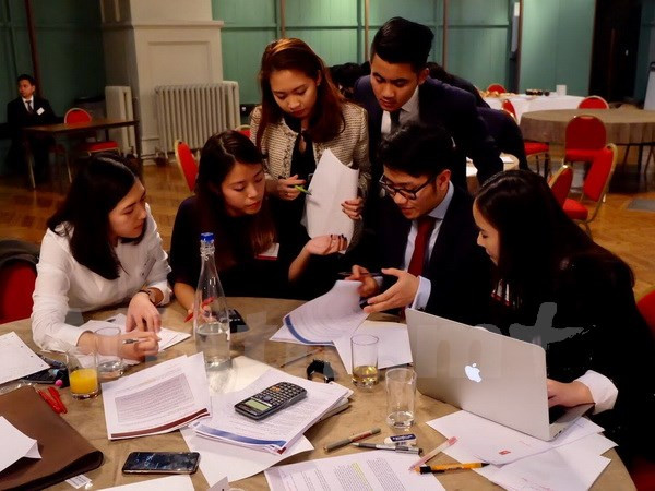 Ciudad Ho Chi Minh empeñada en movilizar recursos de vietnamitas en ultramar ảnh 1 Ciudad Ho Chi Minh empeñada en movilizar recursos de vietnamitas en ultramar ảnh 1