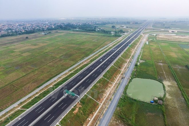 Premier pide elevar eficiencia de gestión estatal en sector de transporte ảnh 1 Premier pide elevar eficiencia de gestión estatal en sector de transporte ảnh 1