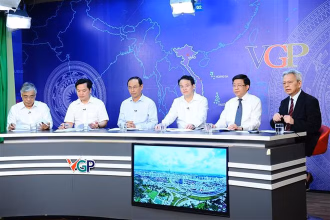 Cinturones periféricos impulsan desarrollo de Vietnam ảnh 2
