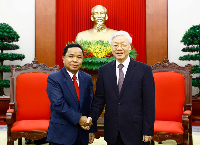 Intensifican nexos partidistas Vietnam-Laos ảnh 1