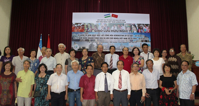 Conmemoran actividades por el Día Nacional de Vietnam ảnh 1 Conmemoran actividades por el Día Nacional de Vietnam ảnh 1