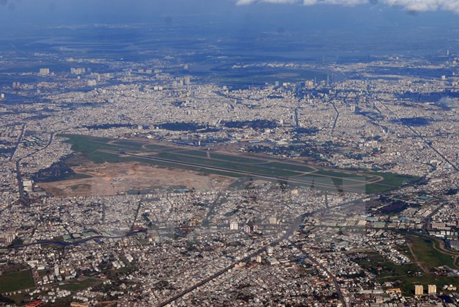 Empresas británicas desean participar en proyecto del aeropuerto Tan Son Nhat ảnh 1