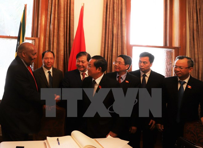 Parlamentos de Vietnam y Sudáfrica intensifican colaboración legislativa ảnh 1 Parlamentos de Vietnam y Sudáfrica intensifican colaboración legislativa ảnh 1