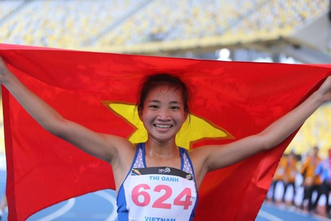 Corredora vietnamita continúa su buena racha con segundo oro en SEA Games 29 ảnh 1