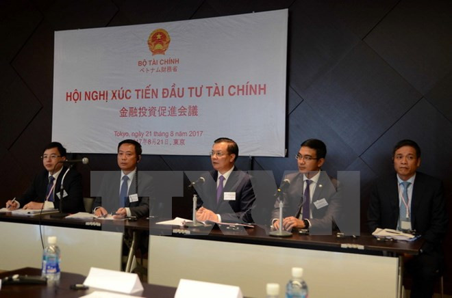 Efectúan conferencia de promoción de inversión financiera de Japón en Vietnam ảnh 1 Efectúan conferencia de promoción de inversión financiera de Japón en Vietnam ảnh 1