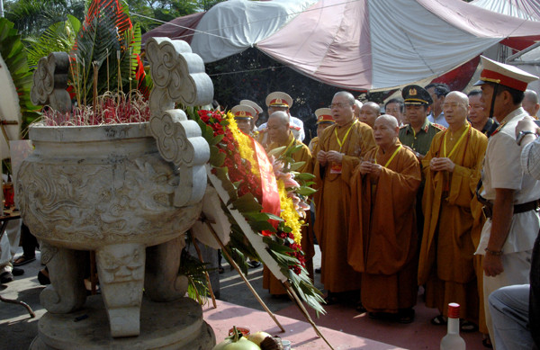 Organizan réquiem en homenaje a mártires en Ha Giang ảnh 1