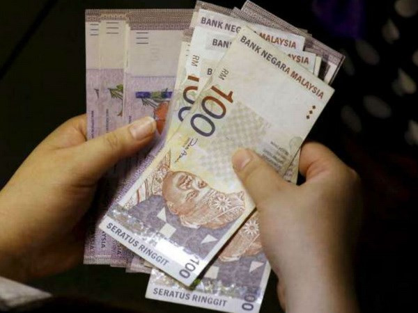 Malasia: Funcionarios públicos y jubilados reciben subsidio especial de gobierno ảnh 1 Malasia: Funcionarios públicos y jubilados reciben subsidio especial de gobierno ảnh 1