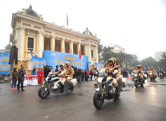 Celebran acto de abanderamiento de fuerzas policíacas por Año de Seguridad de tránsito ảnh 1 Celebran acto de abanderamiento de fuerzas policíacas por Año de Seguridad de tránsito ảnh 1