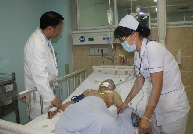 Vietnam por garantizar acceso de todo el pueblo a servicios médicos ảnh 1 Vietnam por garantizar acceso de todo el pueblo a servicios médicos ảnh 1