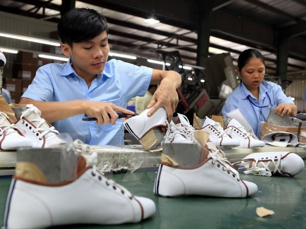 Prevén alto crecimiento de industria del calzado de Vietnam en 2018 ảnh 1 Prevén alto crecimiento de industria del calzado de Vietnam en 2018 ảnh 1