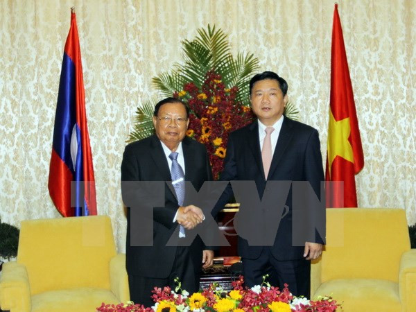 Esmerada Ciudad Ho Chi Minh en fortalecer nexos multifacéticos con Laos ảnh 1 Esmerada Ciudad Ho Chi Minh en fortalecer nexos multifacéticos con Laos ảnh 1