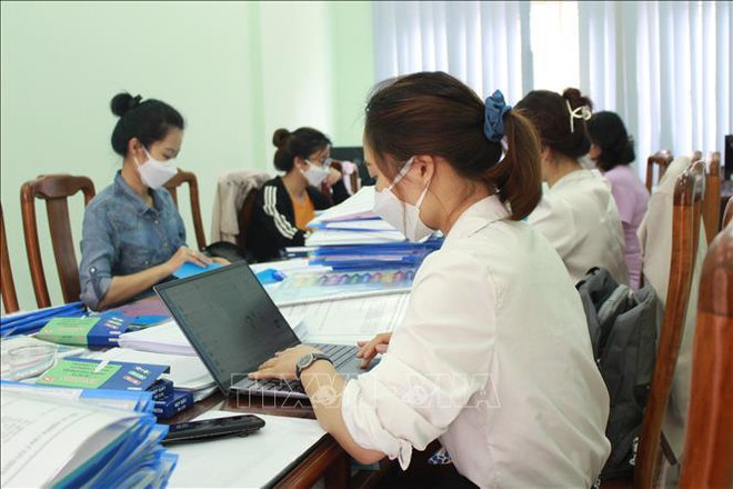 Instituto en Vietnam busca voluntarios para probar vacuna en aerosol nasal ảnh 2 Instituto en Vietnam busca voluntarios para probar vacuna en aerosol nasal ảnh 2