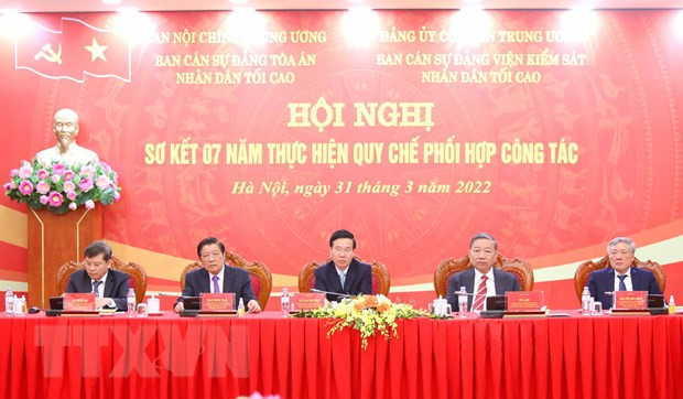 Dirigente vietnamita pide tramitación oportuna de casos de gran interés público ảnh 1 Dirigente vietnamita pide tramitación oportuna de casos de gran interés público ảnh 1