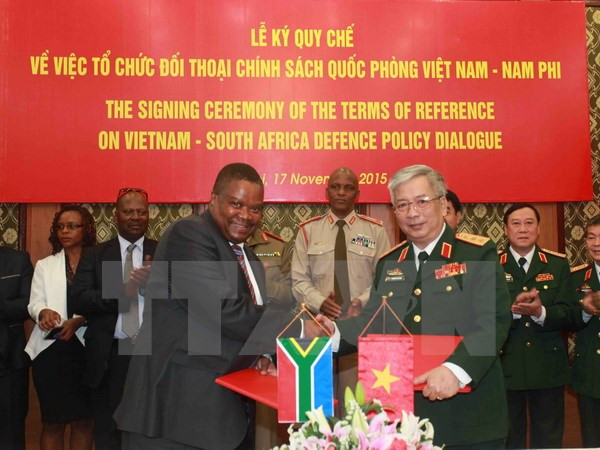 Vietnam y Sudáfrica sostienen diálogo de políticas de defensa ảnh 1 Vietnam y Sudáfrica sostienen diálogo de políticas de defensa ảnh 1