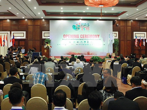 Vietnam llama a mantener paz y estabilidad en mares de Asia Oriental ảnh 1 Vietnam llama a mantener paz y estabilidad en mares de Asia Oriental ảnh 1