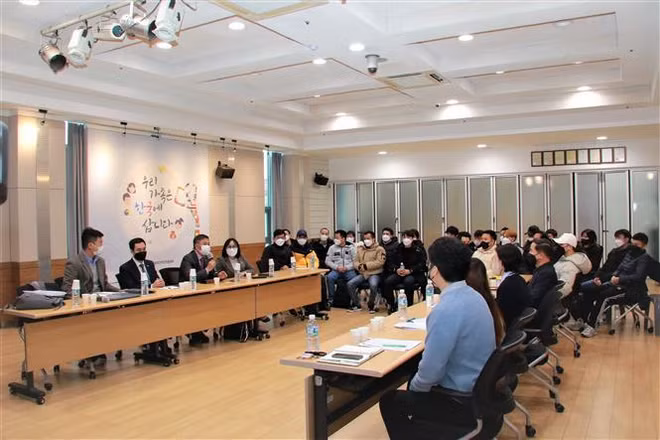 Respaldan a trabajadores vietnamitas en Corea del Sur ảnh 2 Respaldan a trabajadores vietnamitas en Corea del Sur ảnh 2